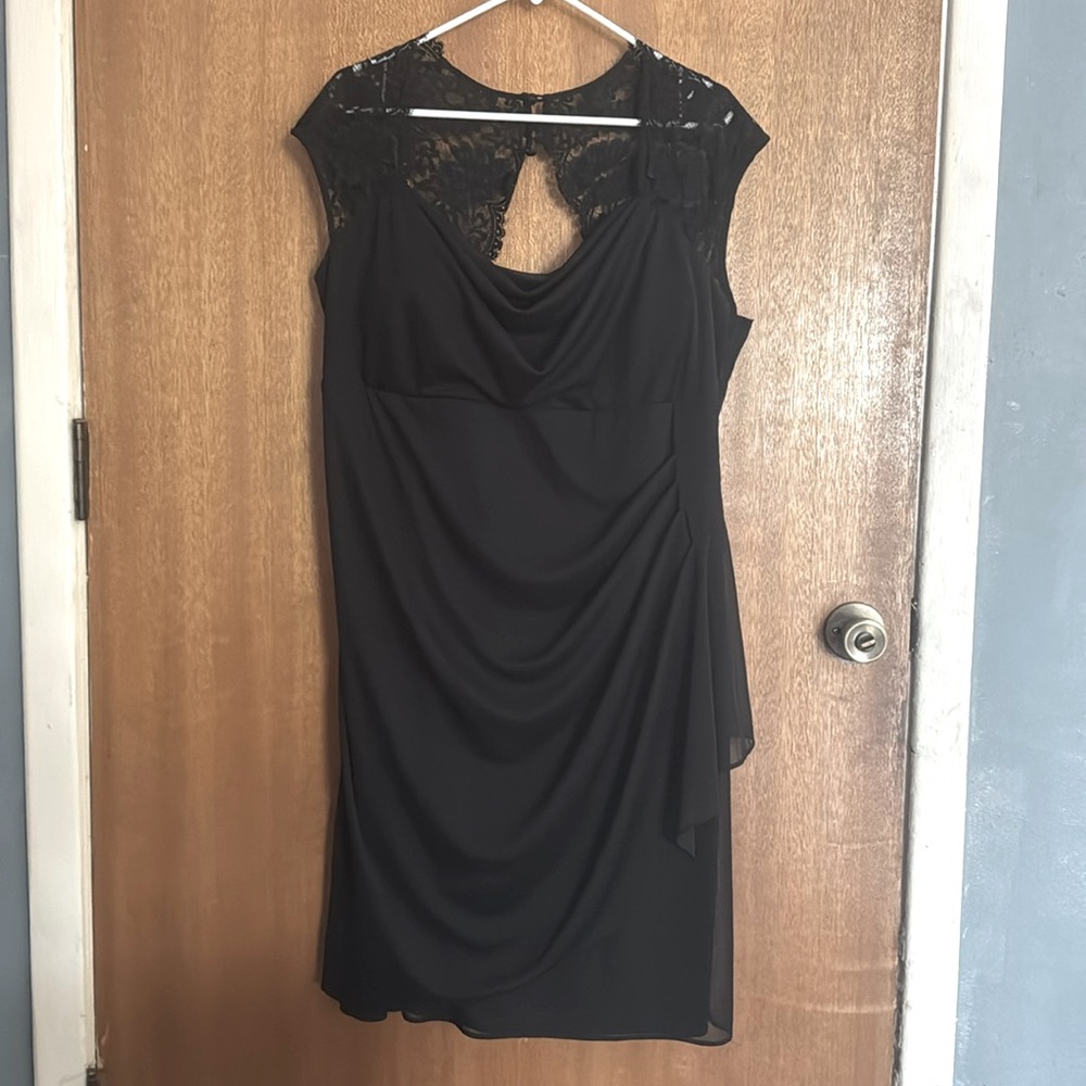 Elegant Black Ruched Dress